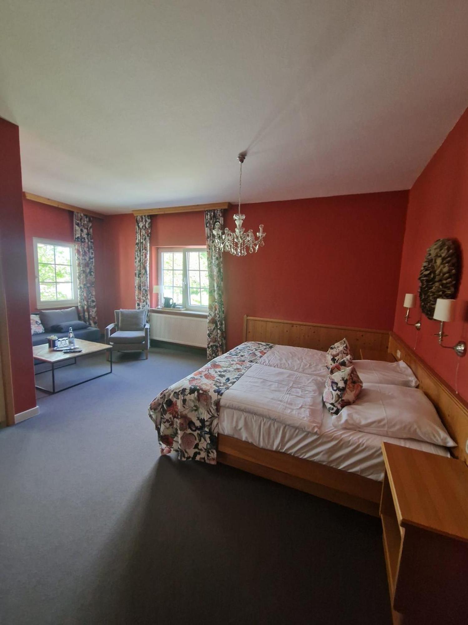 Hildebrandts Landhotel Klettbach Экстерьер фото