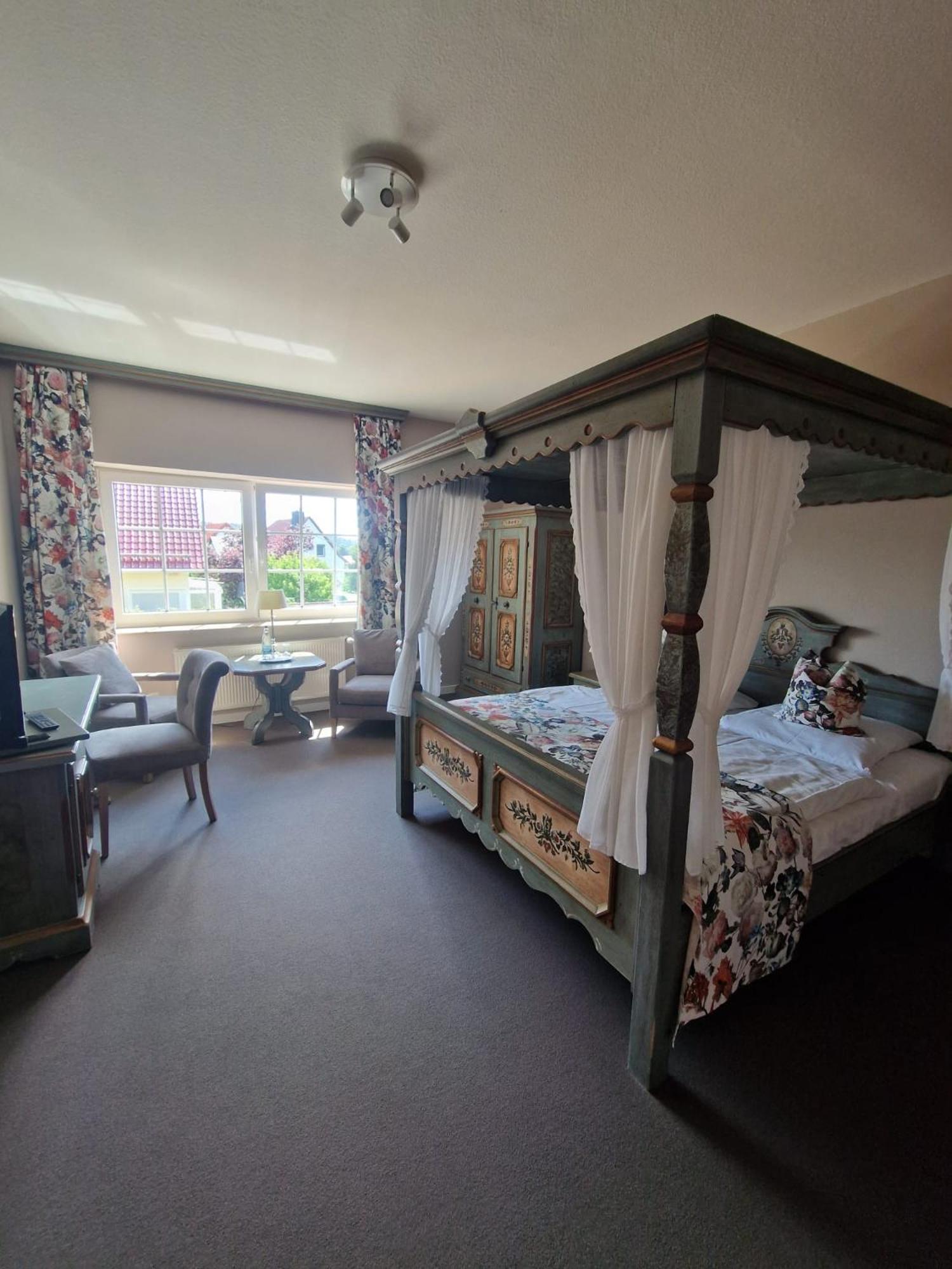 Hildebrandts Landhotel Klettbach Экстерьер фото