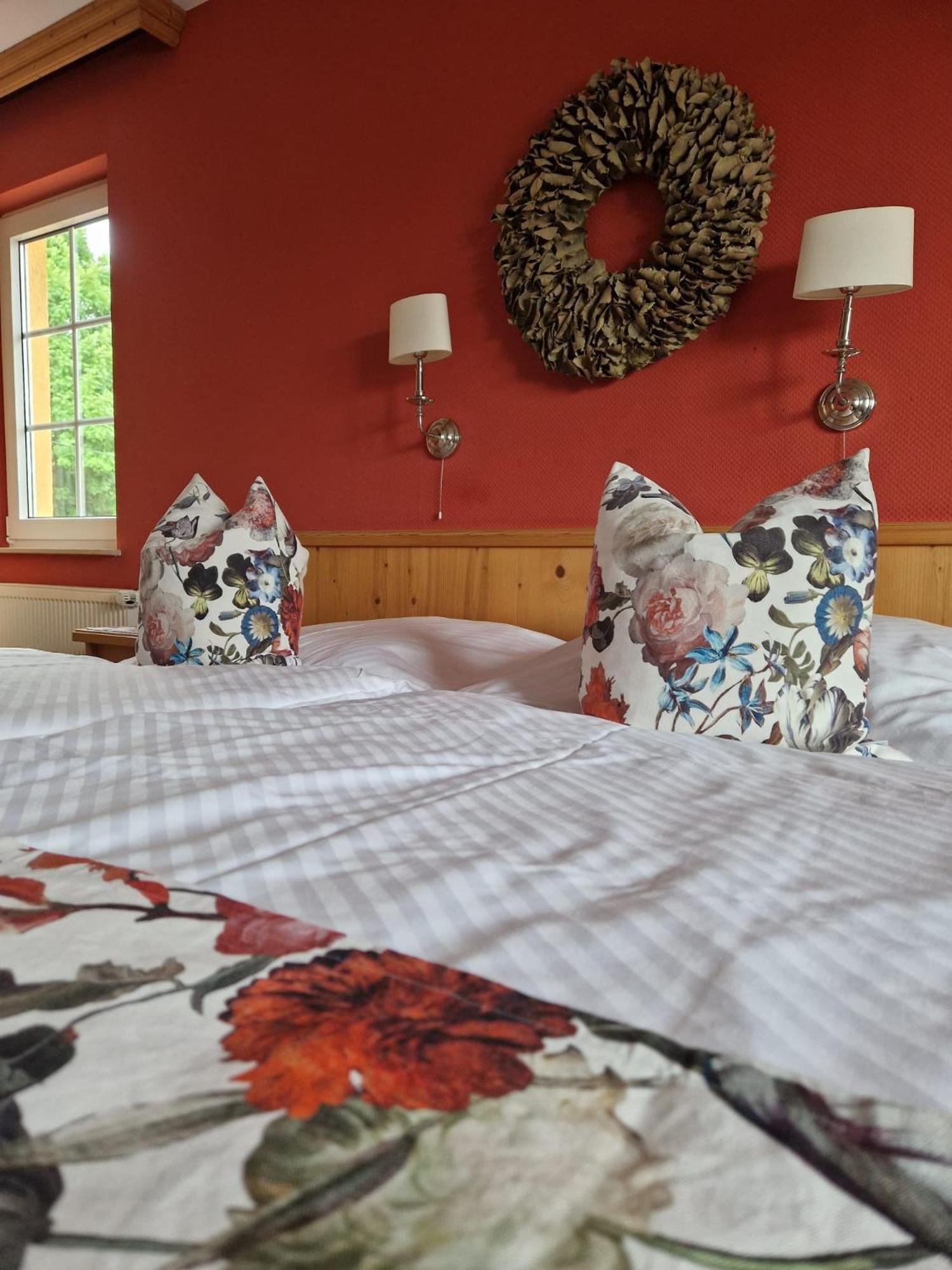Hildebrandts Landhotel Klettbach Экстерьер фото